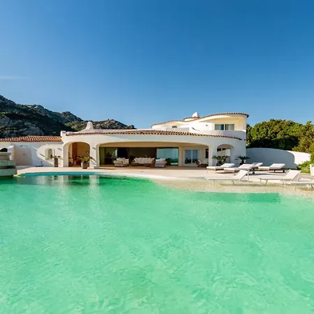 Villa L'Martina 切尔沃港