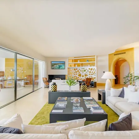Villa L'Martina *