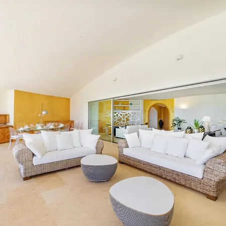 Villa L'Martina *